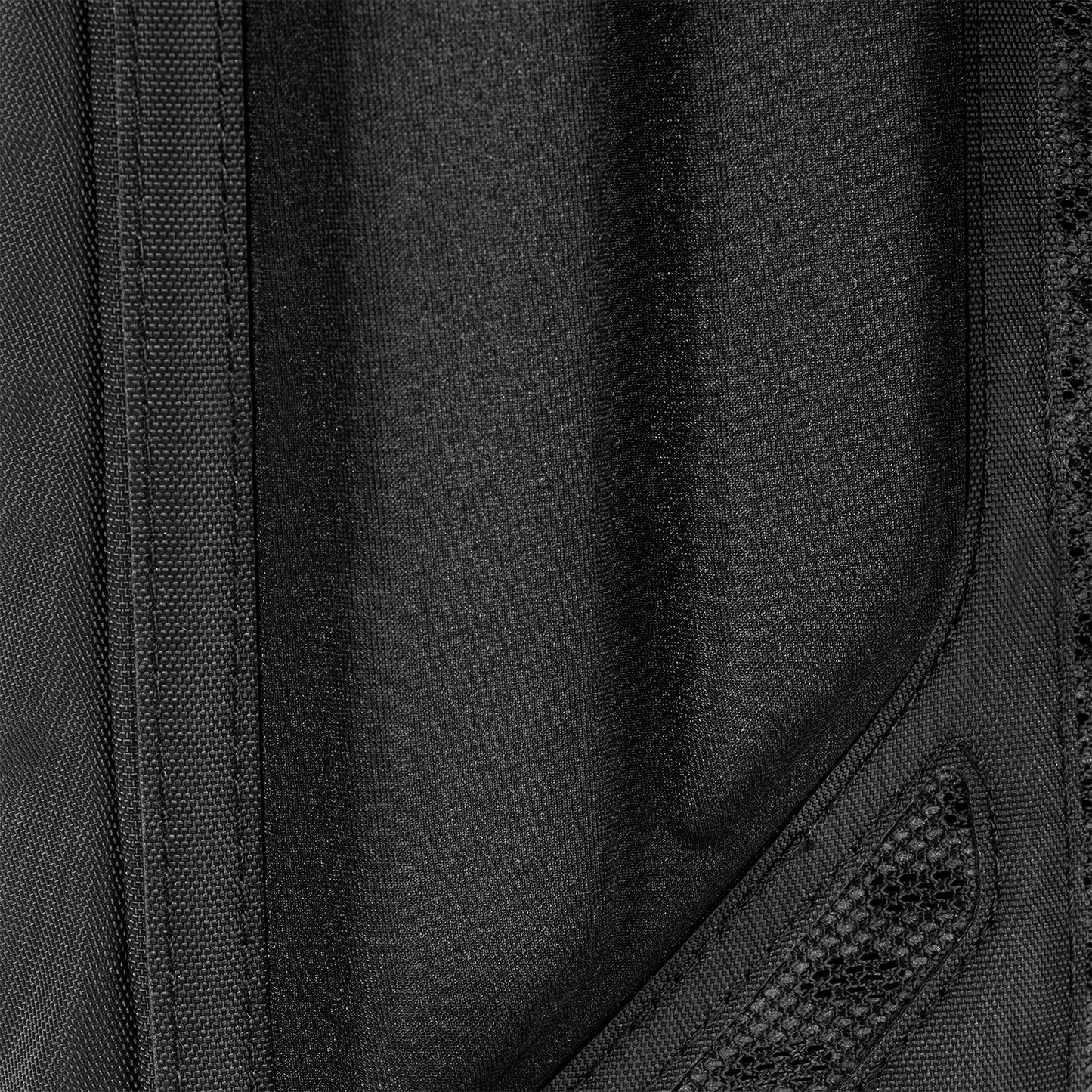 paragon-hydration-pack-z7 Paragon_Black_Texture.png
