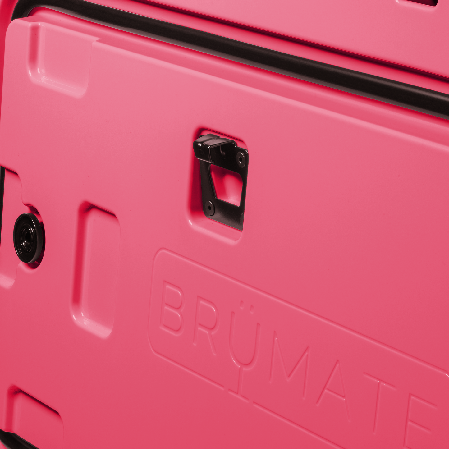 brutank-t8 brutank-55qt-neonpink-bottle-opener.png