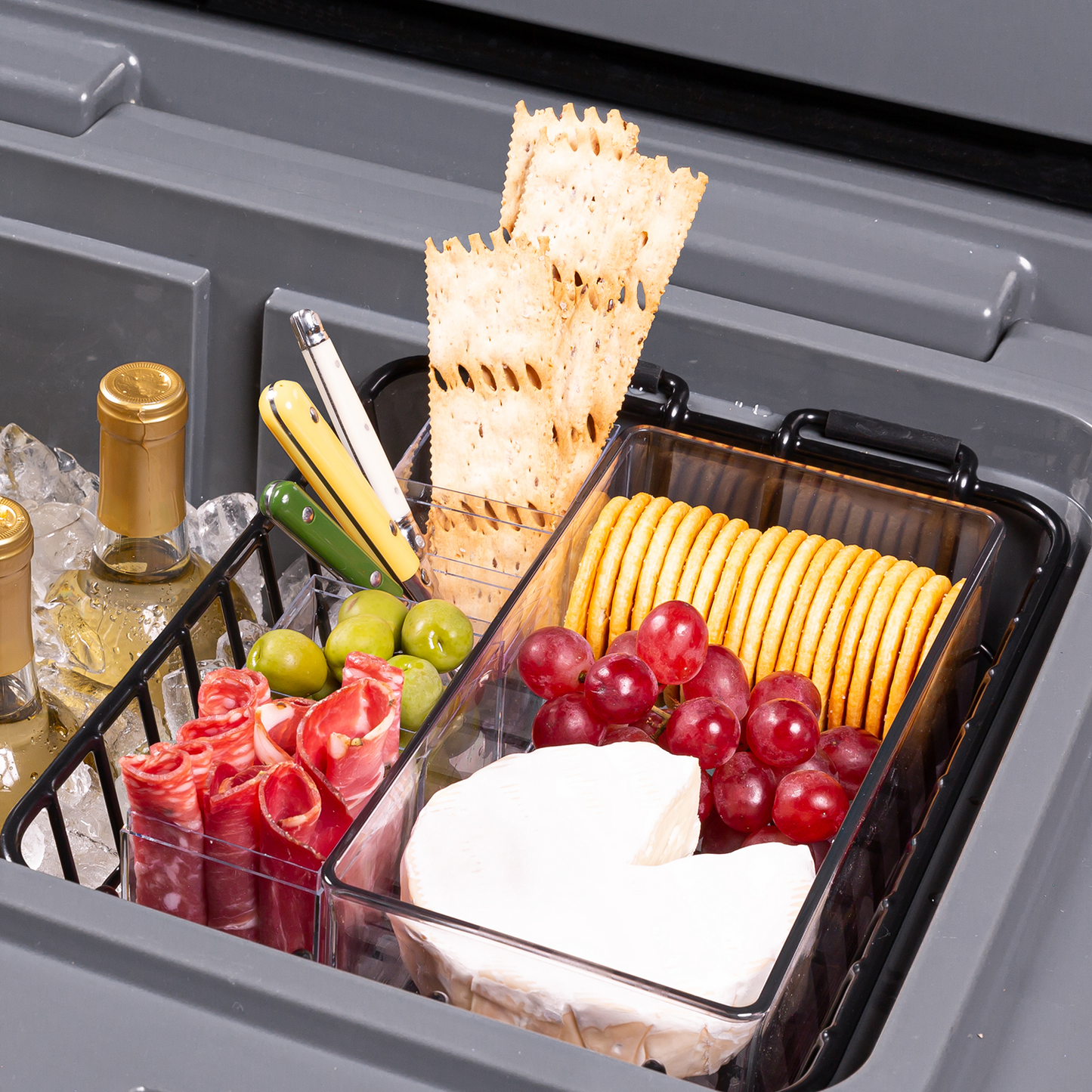 brutank-35qt-55qt-dry-rack-x7 brutank-dry-rack_accessory_alt-1.png
