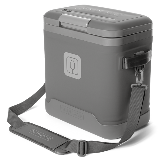 magpack-18-can-d6 magpack_18_graphite_front_strap.png